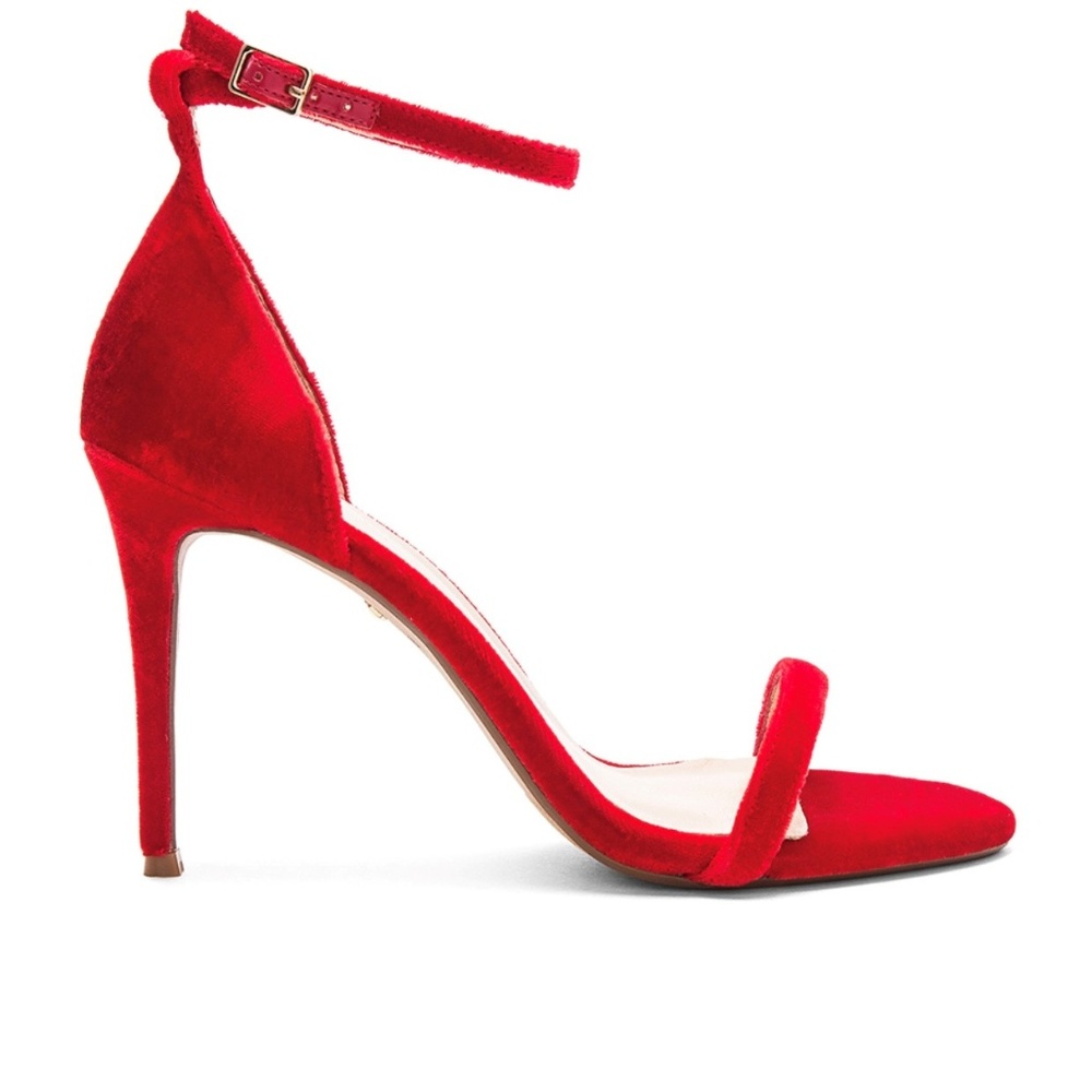 RAYE Blake Heel N.I.B. Ruby Red Velvet Size 9.5